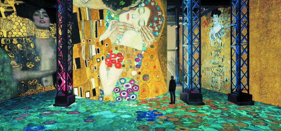 Klimt at the Atelier des Lumières an immersive experience