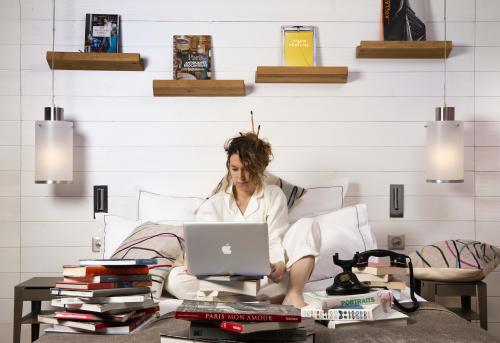 Hôtel Signature St Germain des Prés - Chambre Deluxe avec Patio télétravail